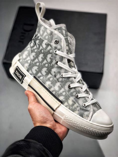 converse christian dior